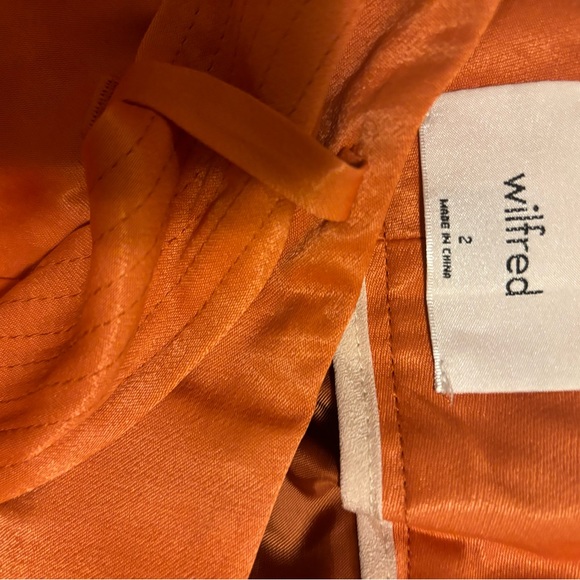 Never worn, never fit right bought online and can’t return - Picture 2 of 2